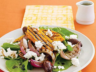 Легкий ланч: гриль-салат из тыквы