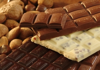 Как шоколадная диета помогает получить плоский живот