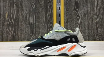 yeezy 700