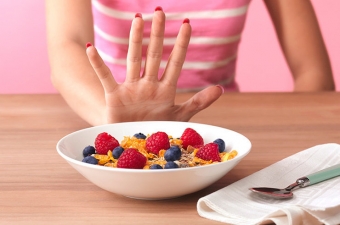 5 причин, почему нужно перестать есть кашу на завтрак